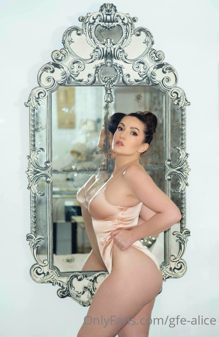 Photo by gfe-alice published on July 25,2023 17:40:51 - BestThots