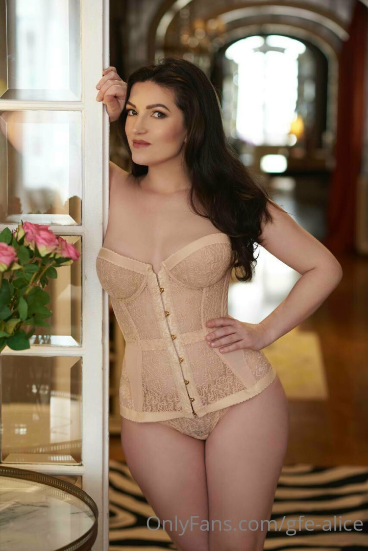 Photo by gfe-alice published on July 25,2023 17:41:35 - BestThots