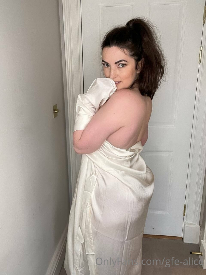 Photo by gfe-alice published on July 25,2023 17:42:38 - BestThots