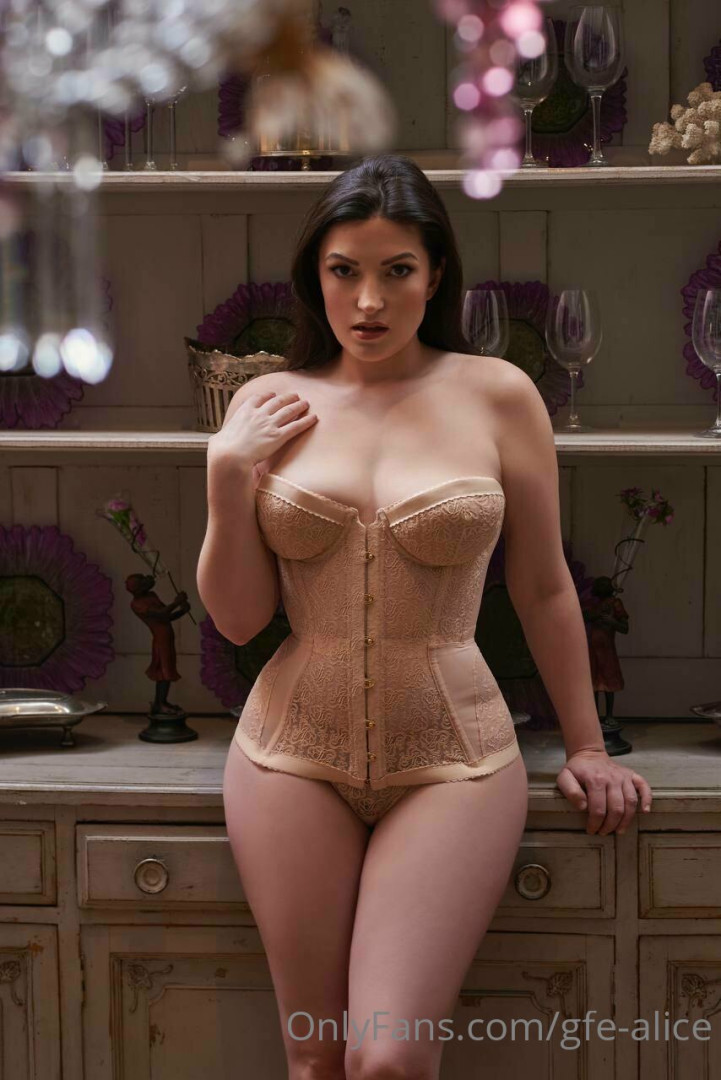 Photo by gfe-alice published on July 25,2023 17:54:36 - BestThots