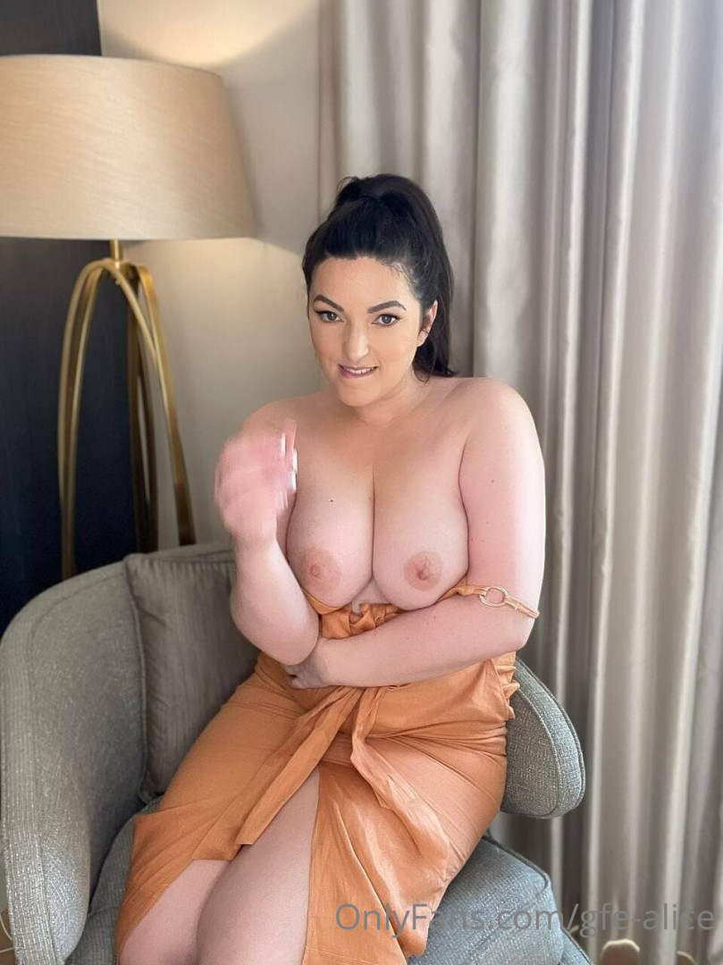 Photo by gfe-alice published on July 25,2023 17:56:21 - BestThots