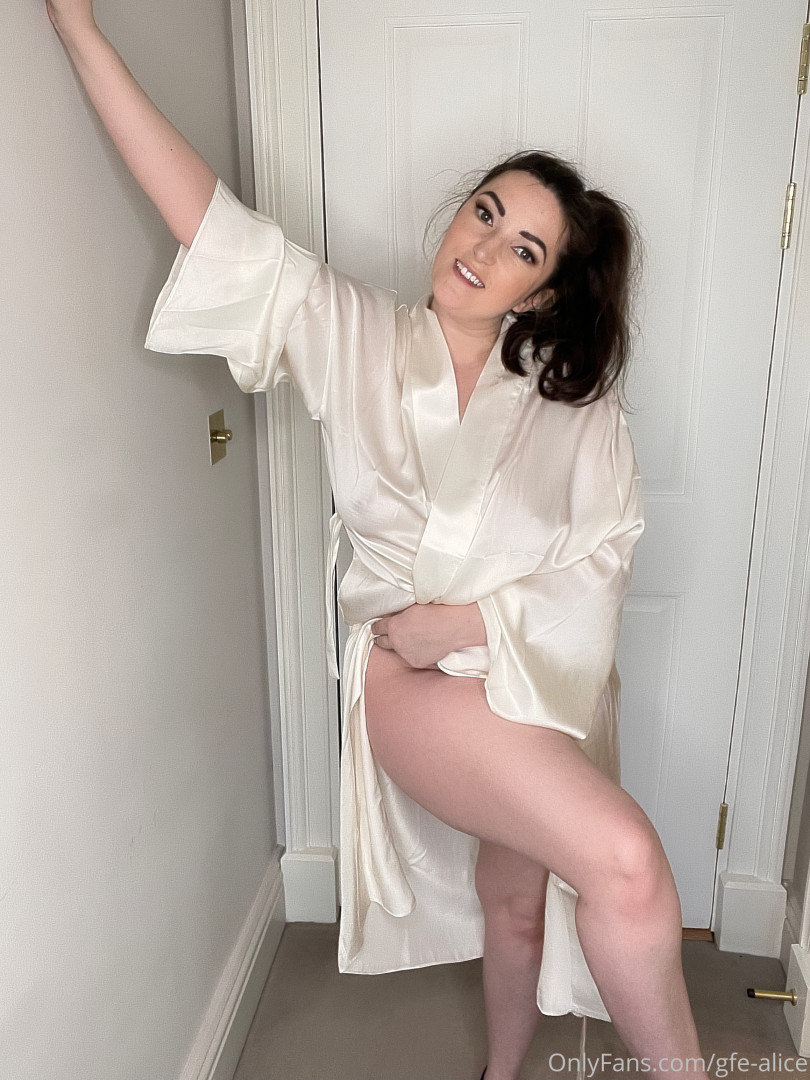 Photo by gfe-alice published on July 25,2023 21:05:31 - BestThots