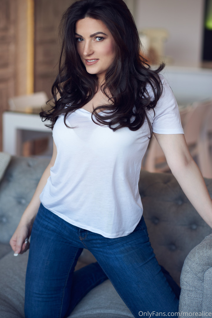 Photo by gfe-alice published on July 25,2023 21:21:41 - BestThots