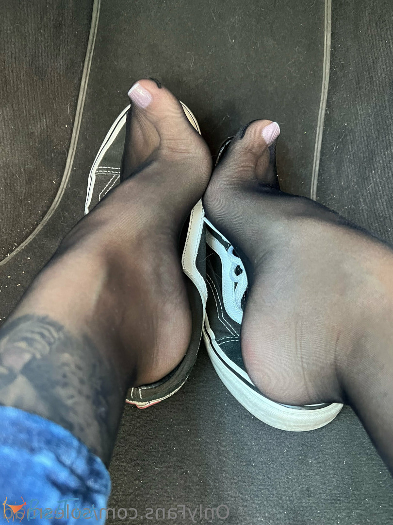 solesmad #9416475