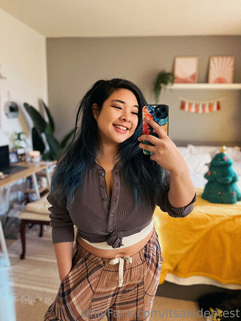 Photo by itsakidearest published on June 9,2023 00:59:24 - BestThots