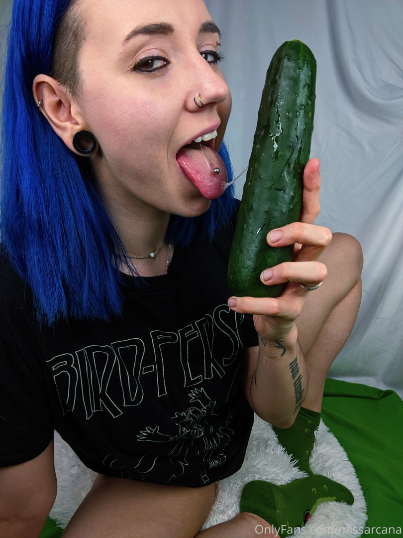 Photo by missarcana published on October 16,2023 12:09:10 - BestThots
