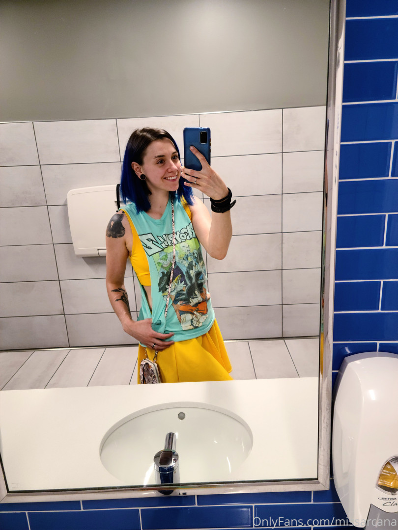 Photo by missarcana published on October 16,2023 12:29:31 - BestThots