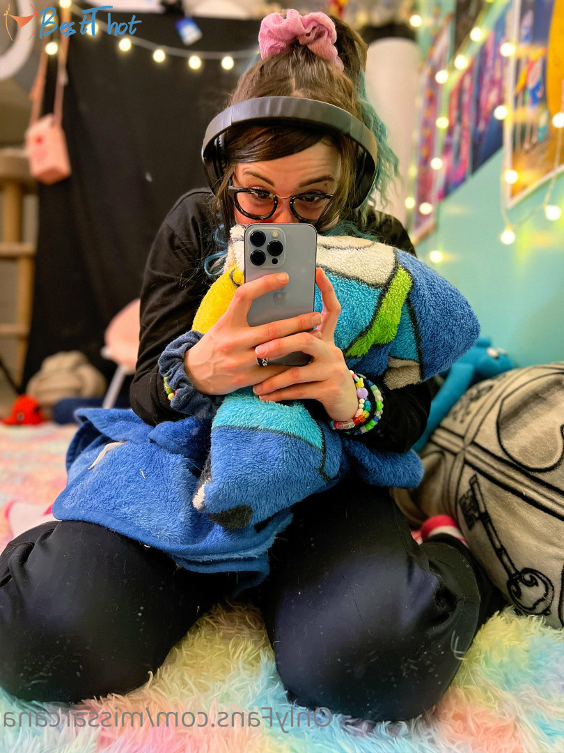 Photo by missarcana published on December 31,2024 20:18:16 - BestThots