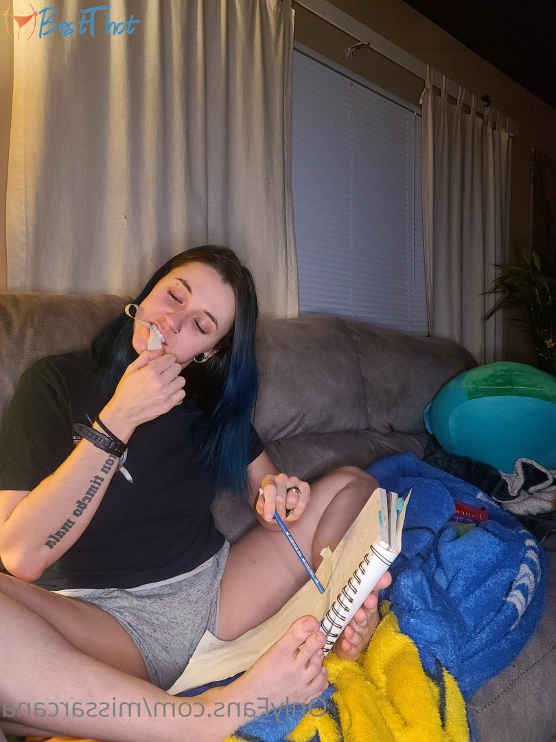 Photo by missarcana published on December 31,2024 21:19:01 - BestThots