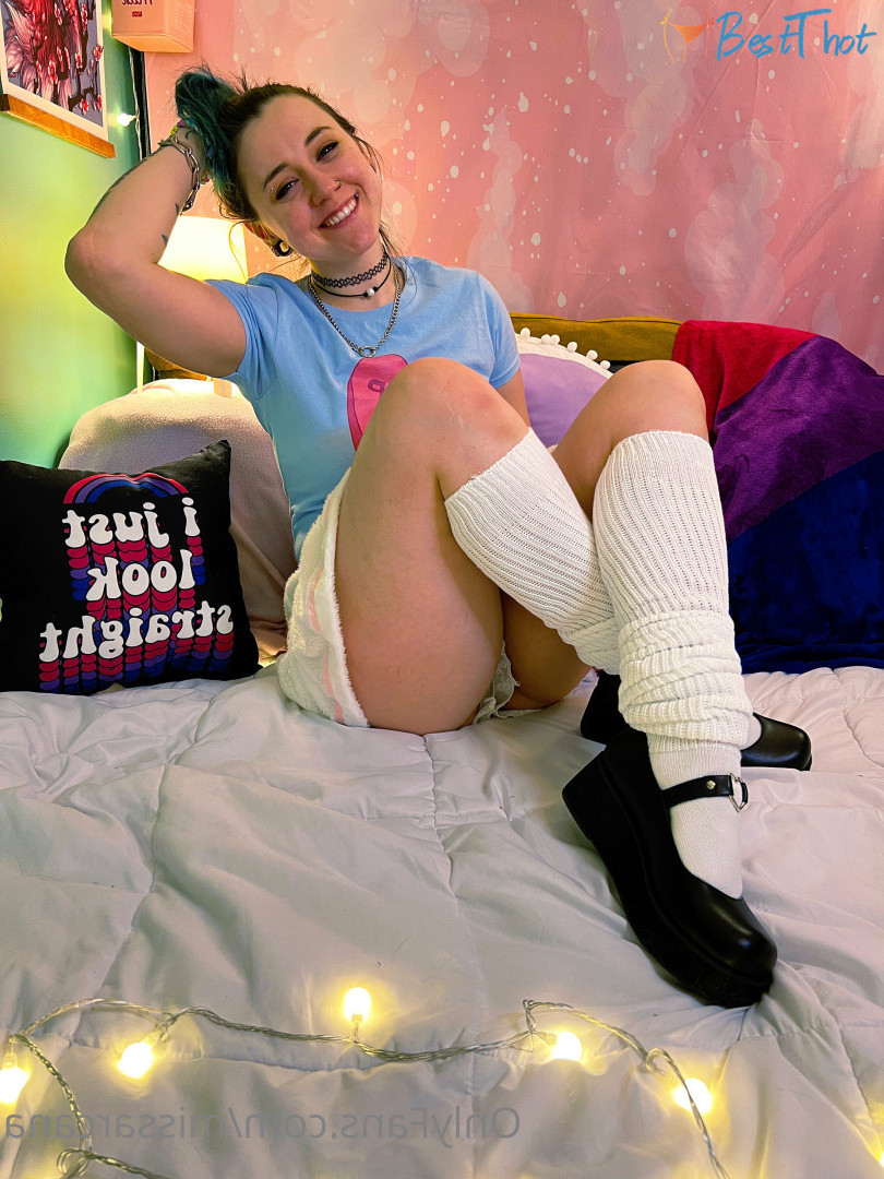 Photo by missarcana published on January 1,2025 01:29:47 - BestThots