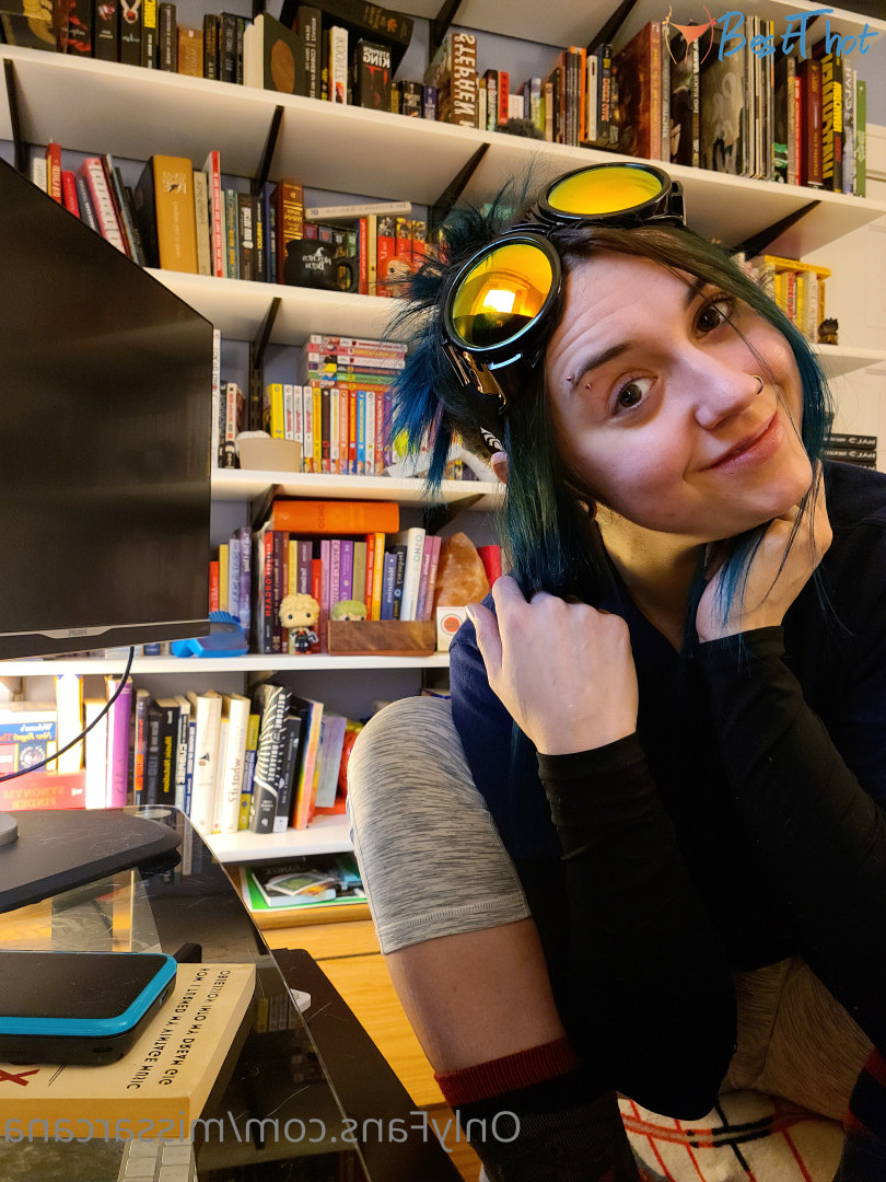 Photo by missarcana published on January 1,2025 03:16:52 - BestThots