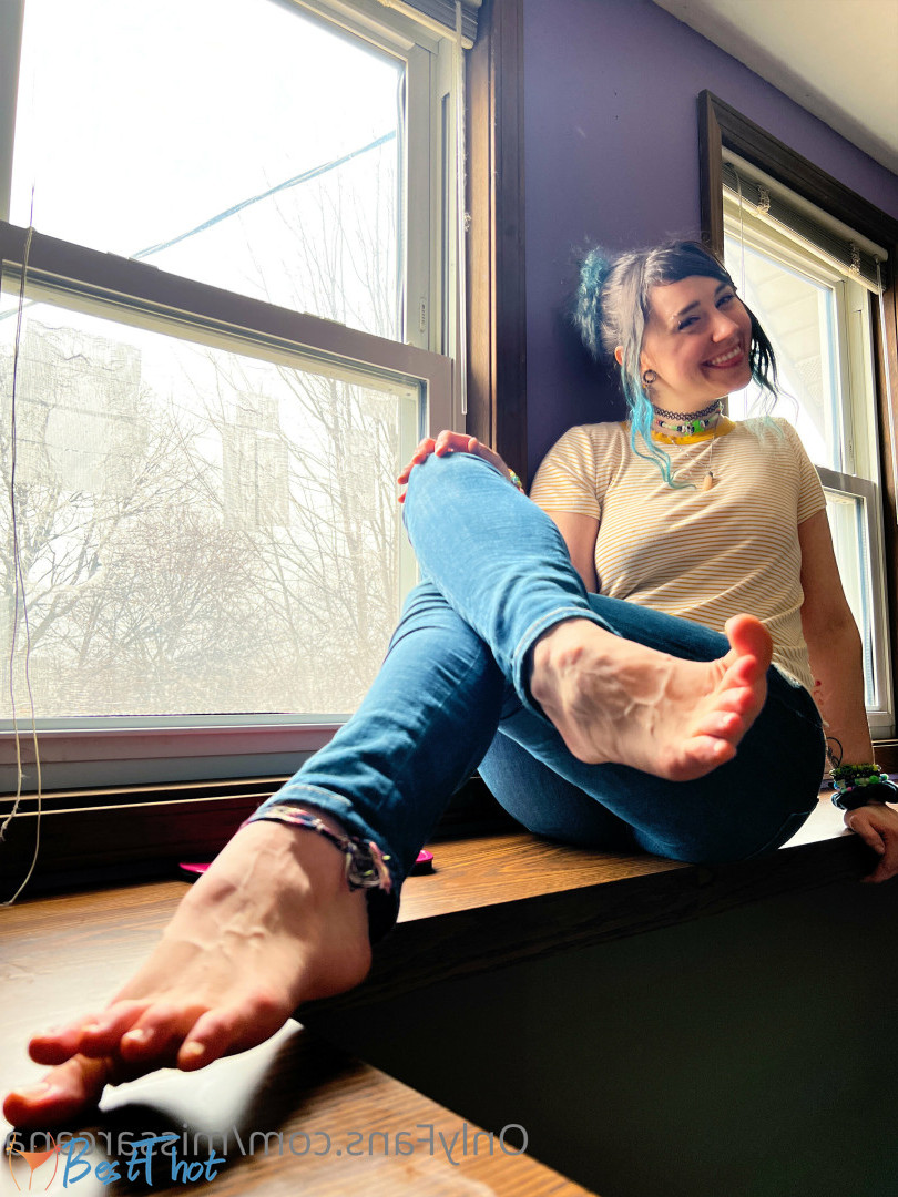 Photo by missarcana published on January 1,2025 07:17:18 - BestThots