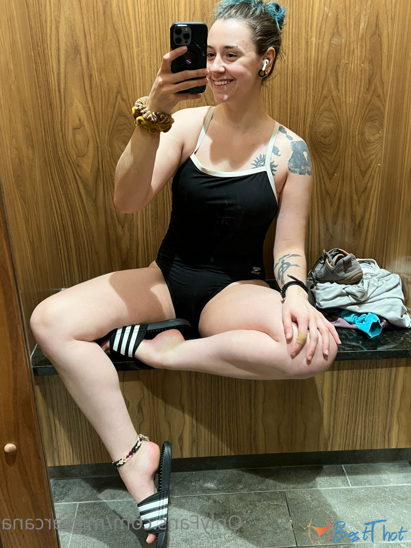 Photo by missarcana published on January 1,2025 17:15:32 - BestThots