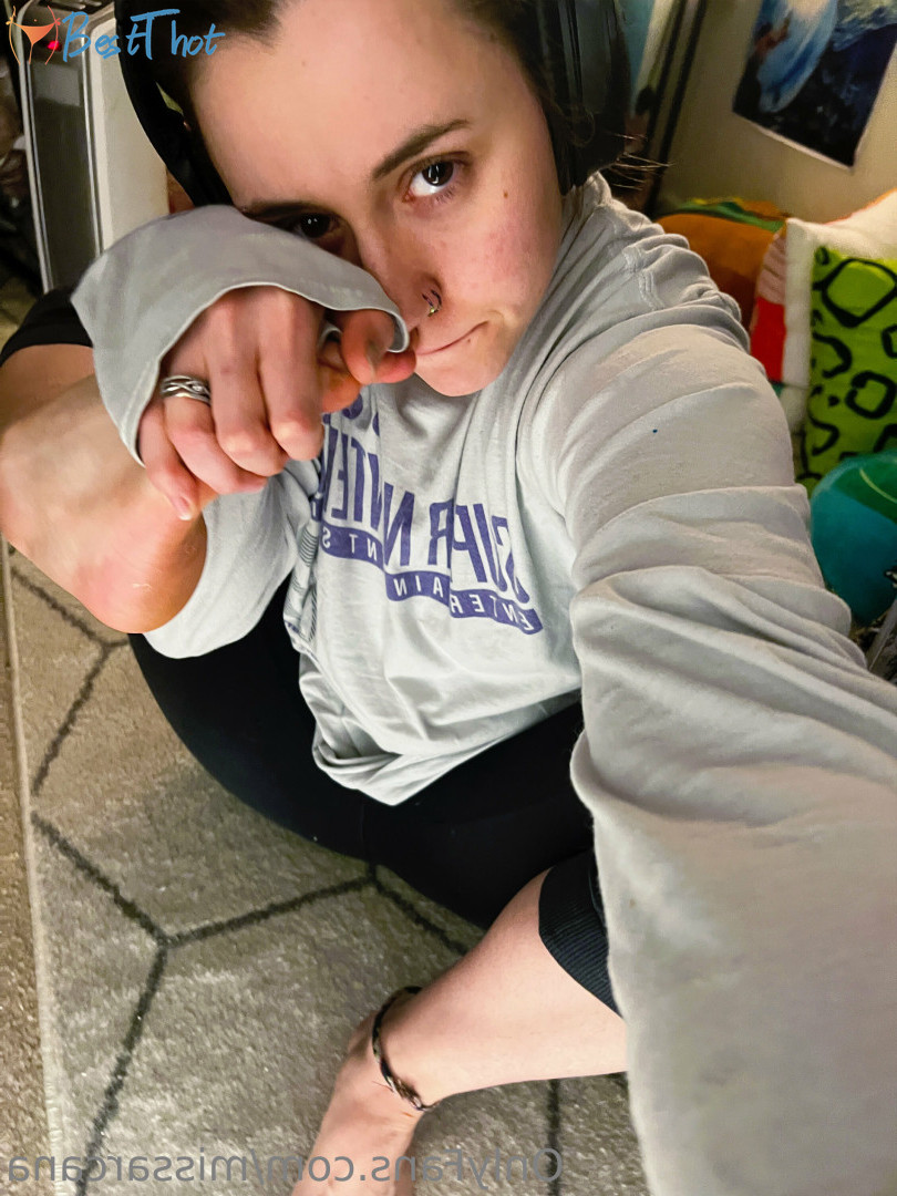 Photo by missarcana published on January 1,2025 20:20:01 - BestThots