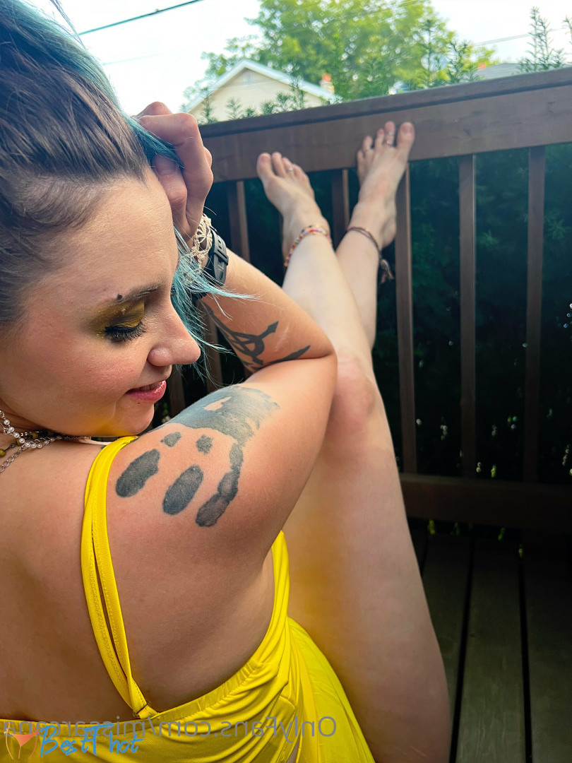 Photo by missarcana published on January 1,2025 21:16:38 - BestThots