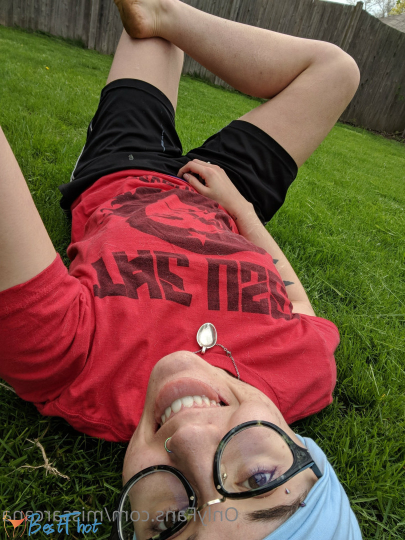 Photo by missarcana published on January 1,2025 22:16:30 - BestThots