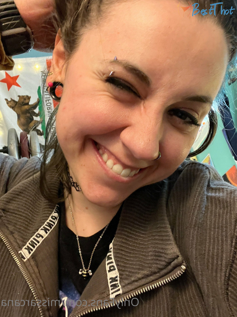 Photo by missarcana published on January 2,2025 00:18:01 - BestThots