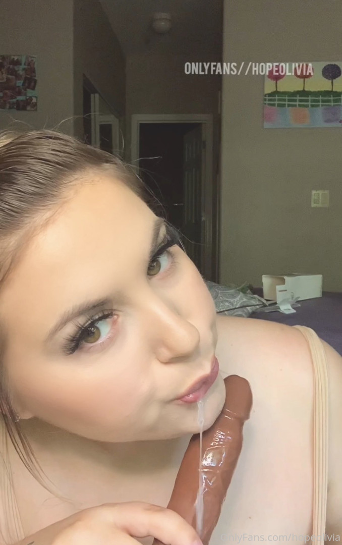 Photo by greeneyedsnoww published on October 16,2023 12:58:08 - BestThots