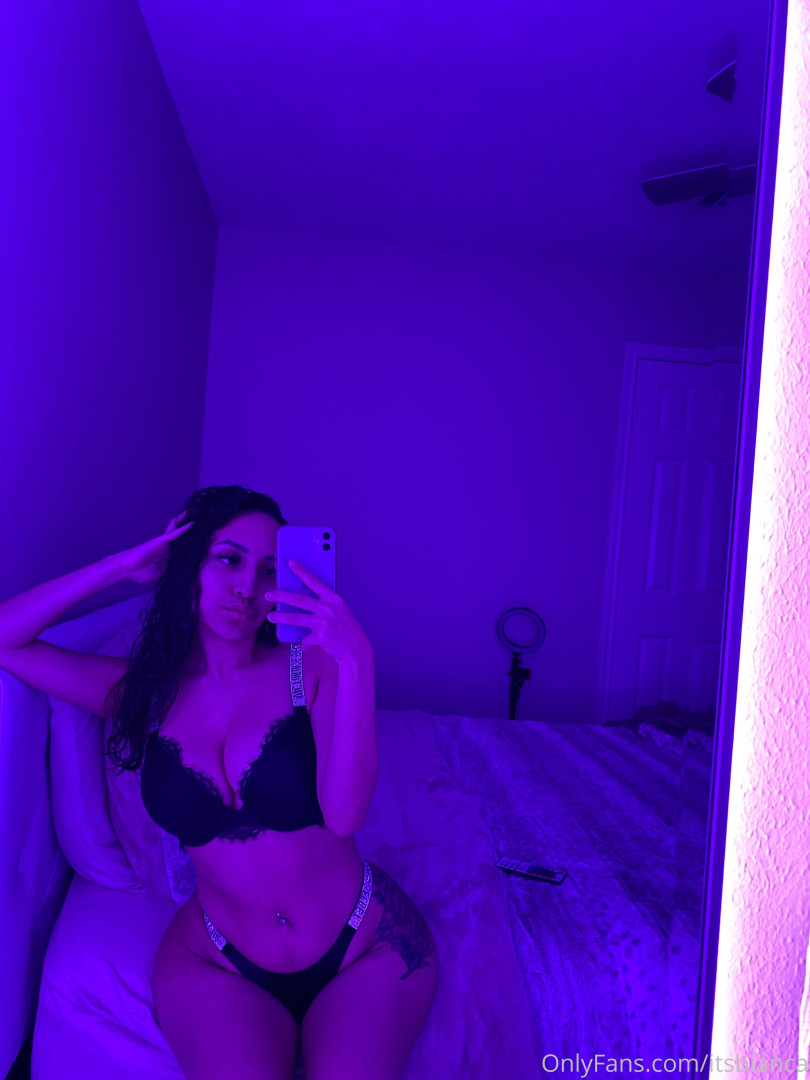 Photo by theonlybiababy published on October 16,2023 18:21:52 - BestThots