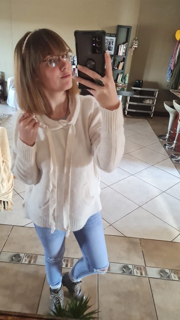 Photo by allyson_grey published on August 31,2023 22:46:08 - BestThots