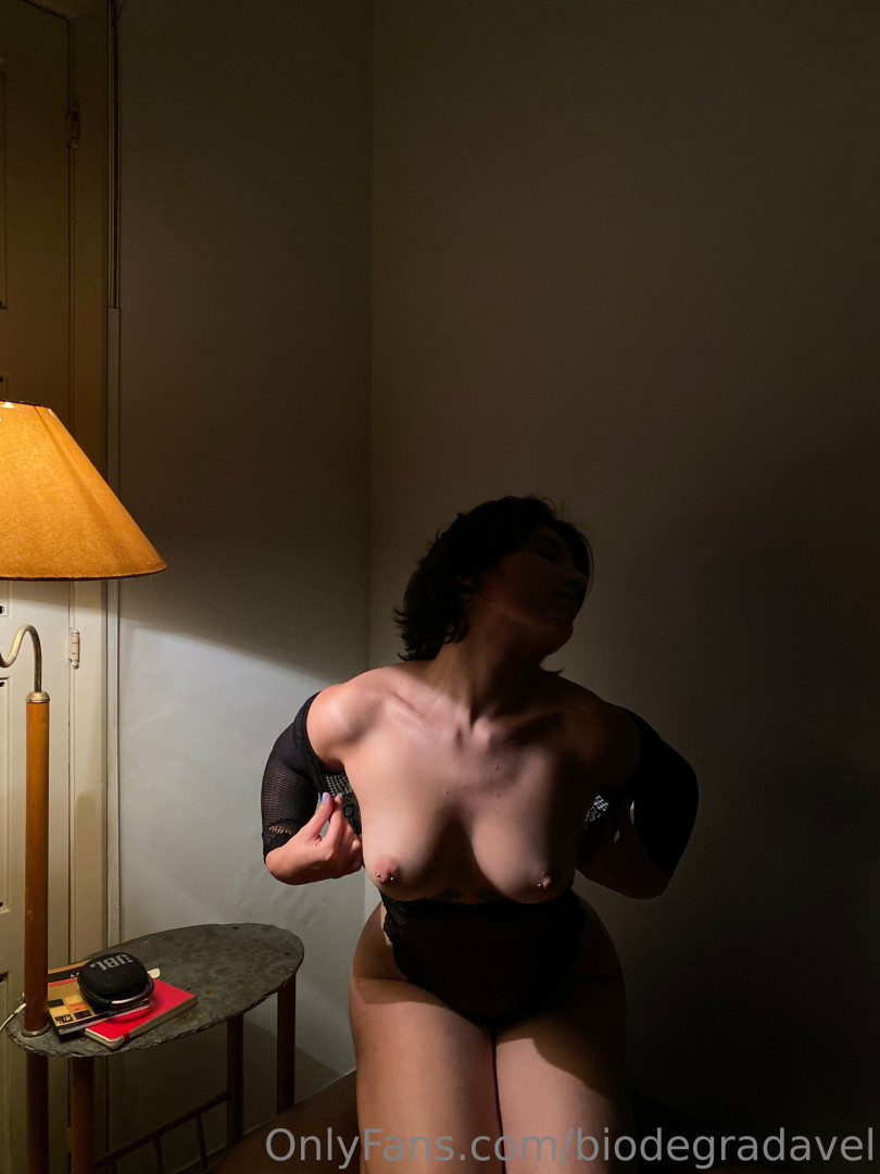 Photo by rayziebaby published on May 18,2023 21:55:34 - BestThots
