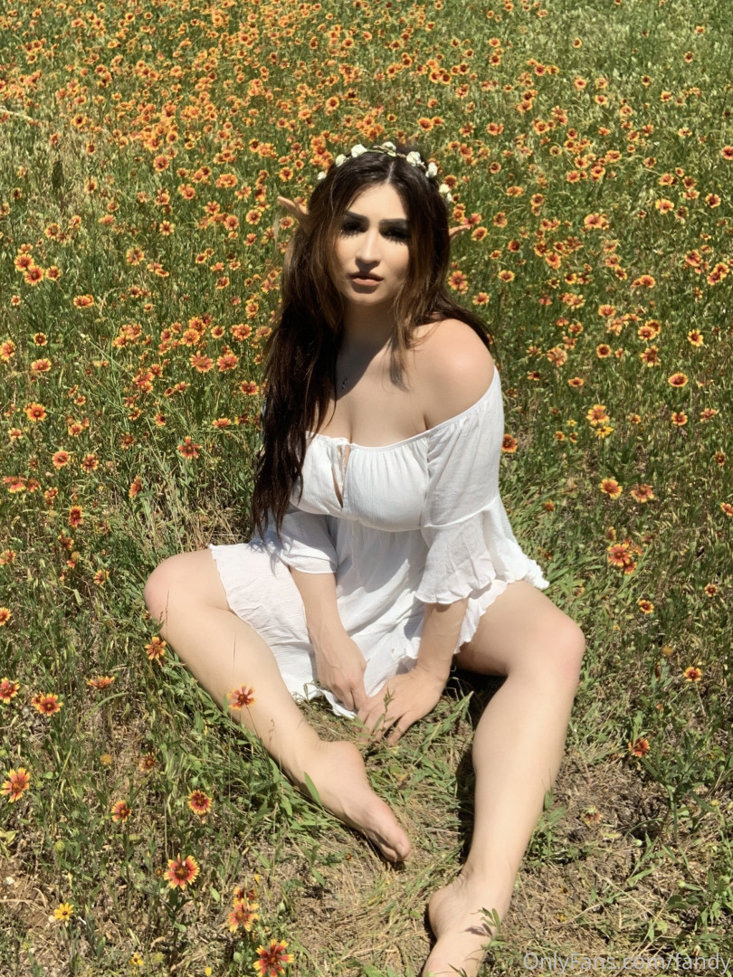 Photo by fandy published on August 31,2023 14:30:06 - BestThots