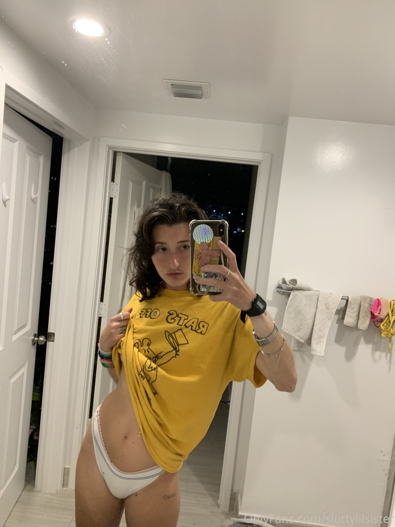 Photo by lil_ann3frank published on May 22,2023 21:33:05 - BestThots