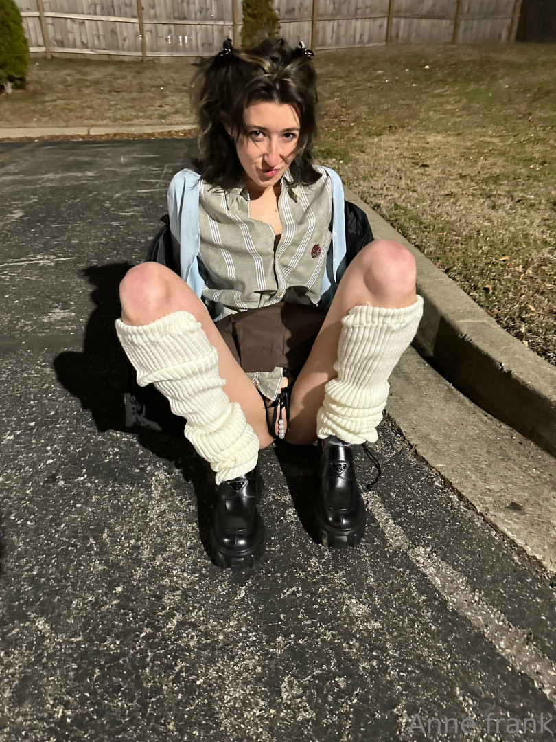 Photo by lil_ann3frank published on May 22,2023 21:33:36 - BestThots