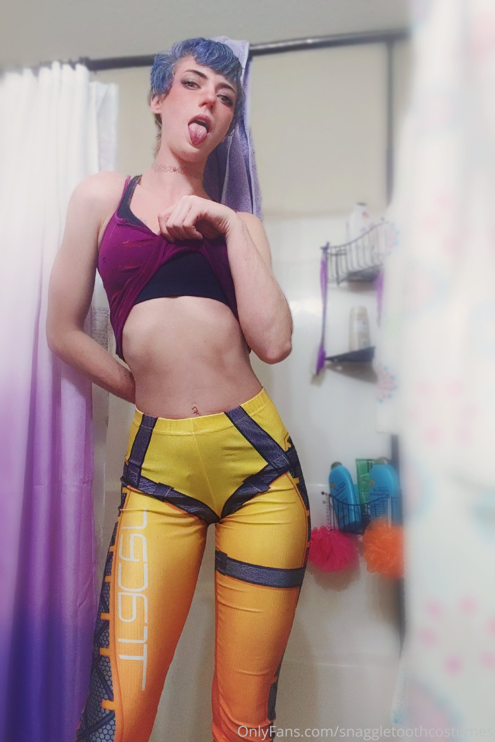 Photo by snaggletoothcostumes published on May 17,2023 21:05:17 - BestThots