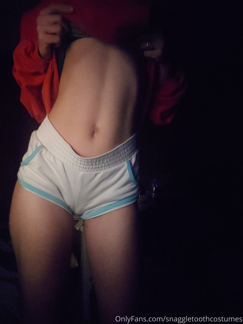 Photo by snaggletoothcostumes published on May 17,2023 21:06:00 - BestThots