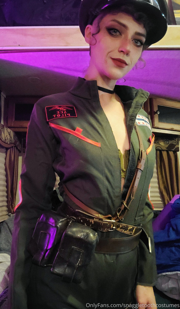 Photo by snaggletoothcostumes published on May 17,2023 21:07:54 - BestThots