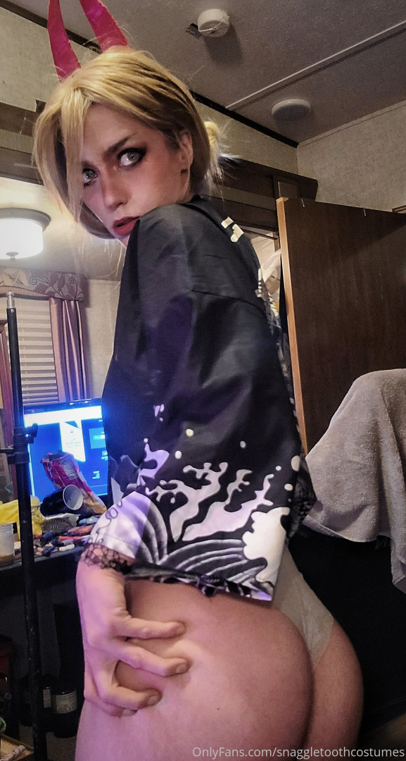 Photo by snaggletoothcostumes published on May 17,2023 21:09:23 - BestThots