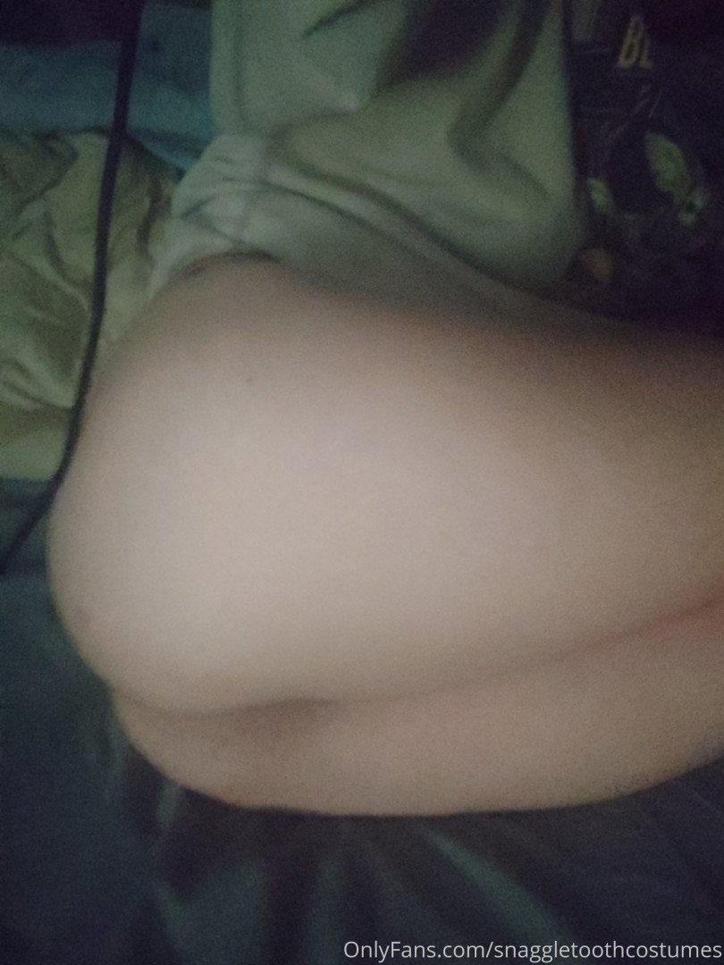 Photo by snaggletoothcostumes published on May 17,2023 21:15:30 - BestThots