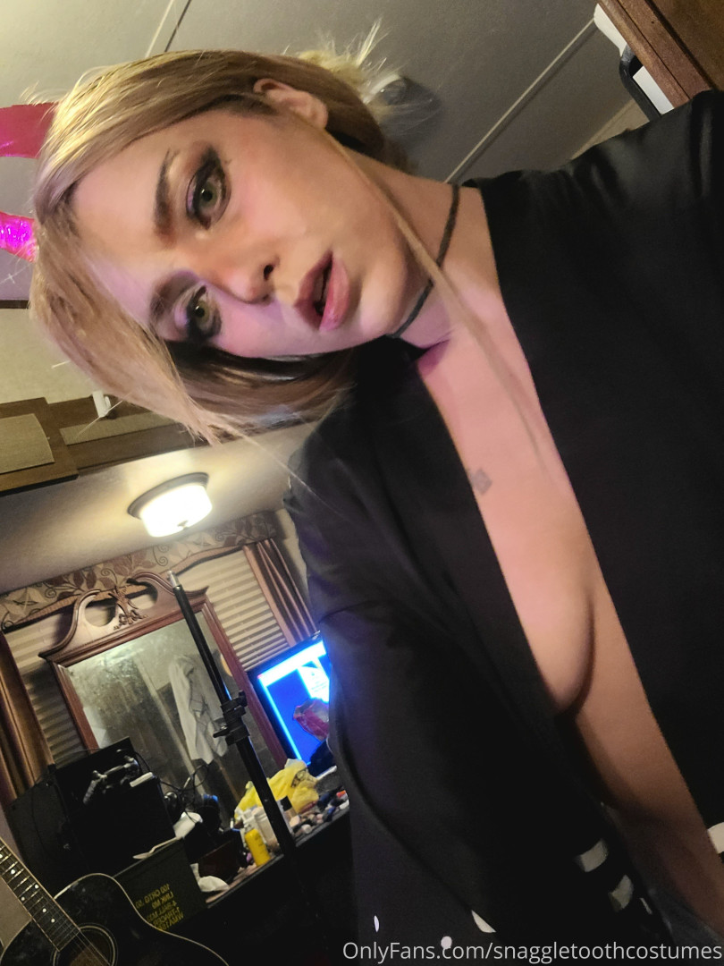 Photo by snaggletoothcostumes published on May 17,2023 21:15:48 - BestThots