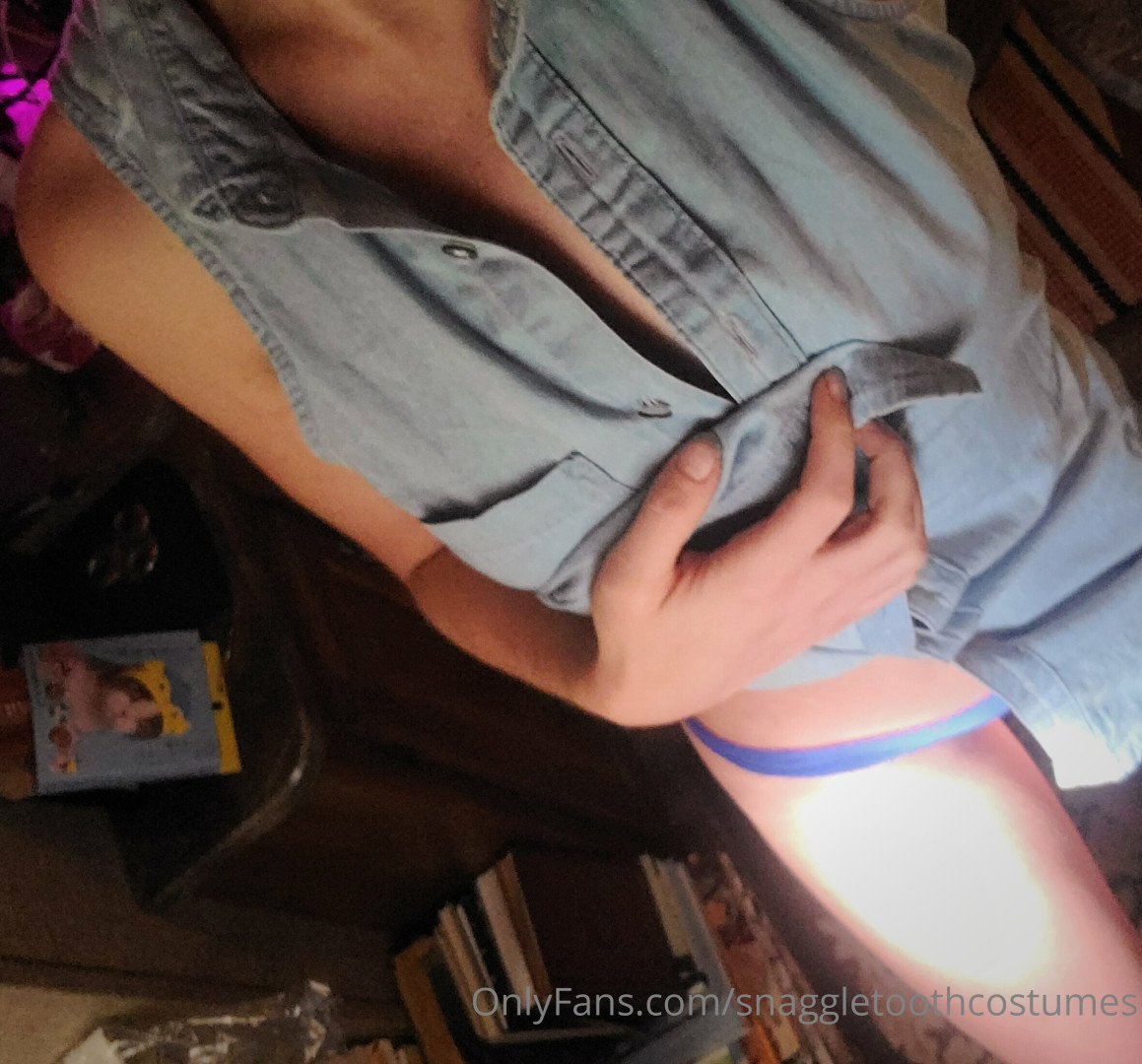 Photo by snaggletoothcostumes published on May 17,2023 21:16:17 - BestThots