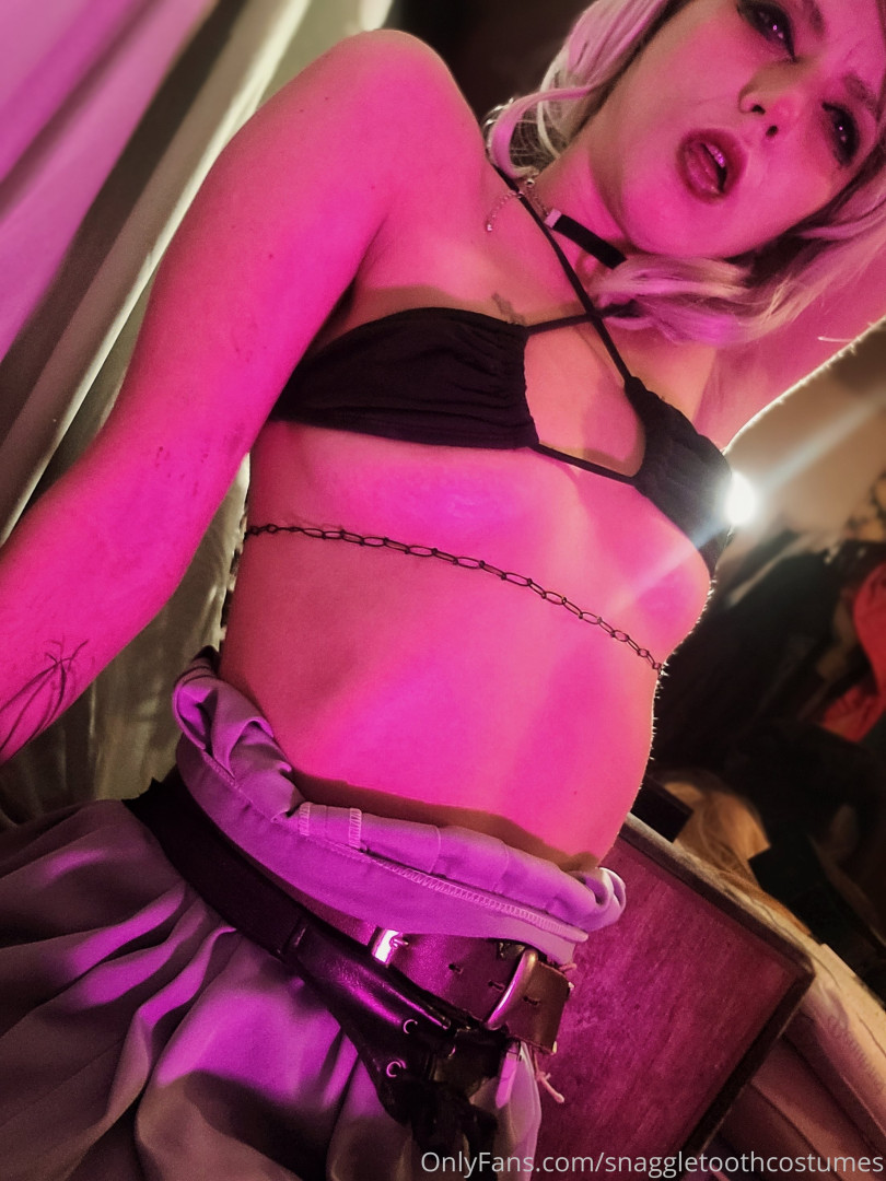 Photo by snaggletoothcostumes published on May 17,2023 21:16:18 - BestThots