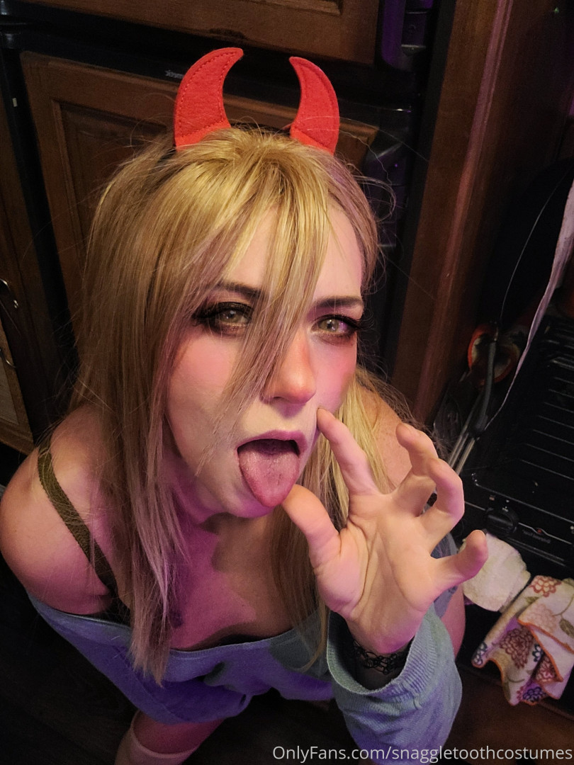 Photo by snaggletoothcostumes published on May 17,2023 21:17:06 - BestThots