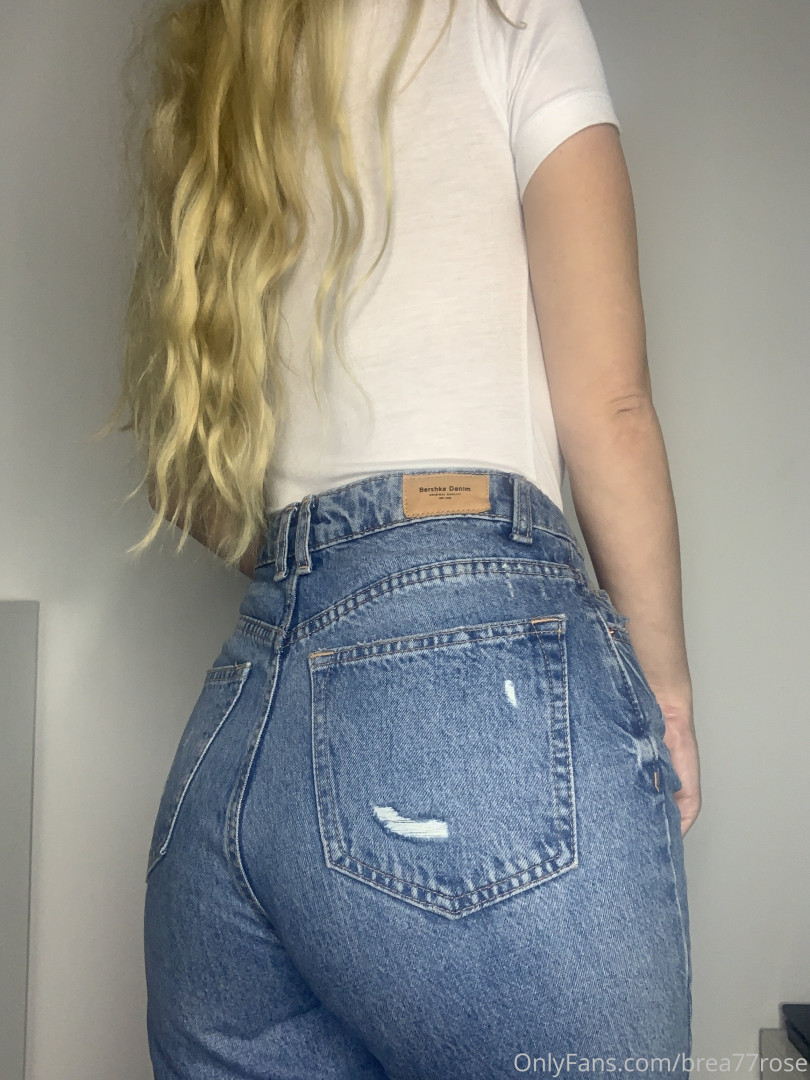 Photo by brea77rose published on December 16,2023 03:07:23 - BestThots