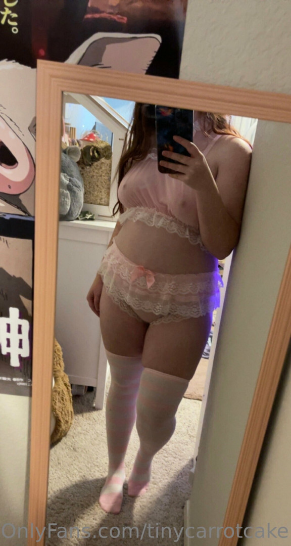 Photo by tinycarrotcake published on May 16,2023 17:27:04 - BestThots