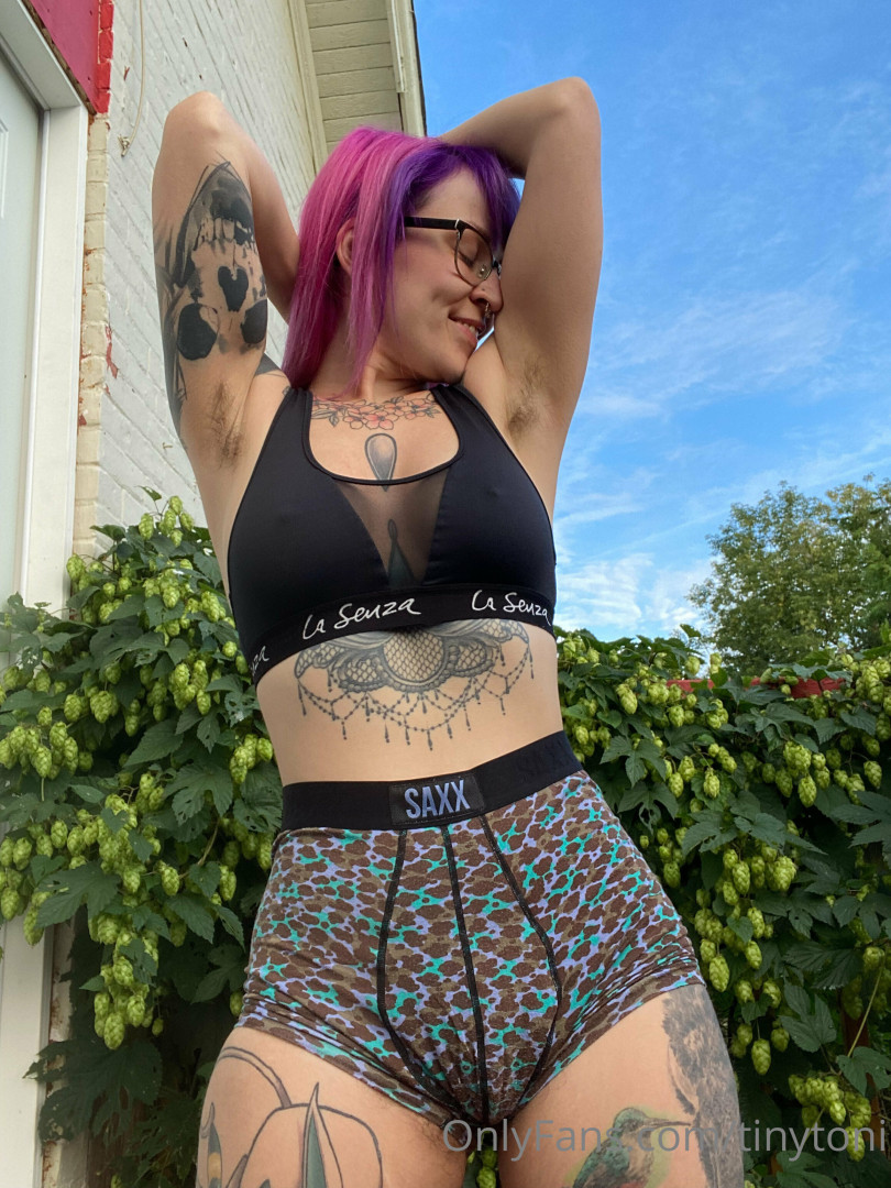 Photo by tinytoni published on May 16,2023 17:16:54 - BestThots