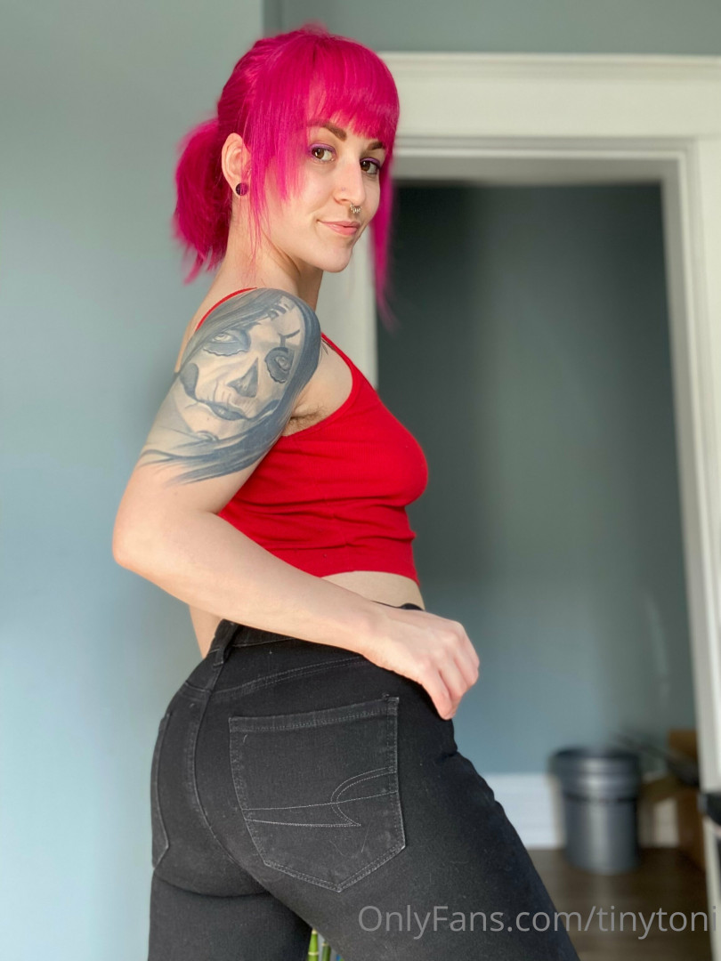 Photo by tinytoni published on May 16,2023 17:19:53 - BestThots