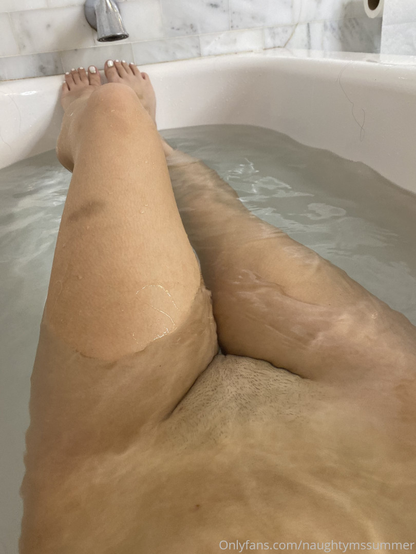Photo by naughtymssummer published on October 16,2023 08:59:45 - BestThots