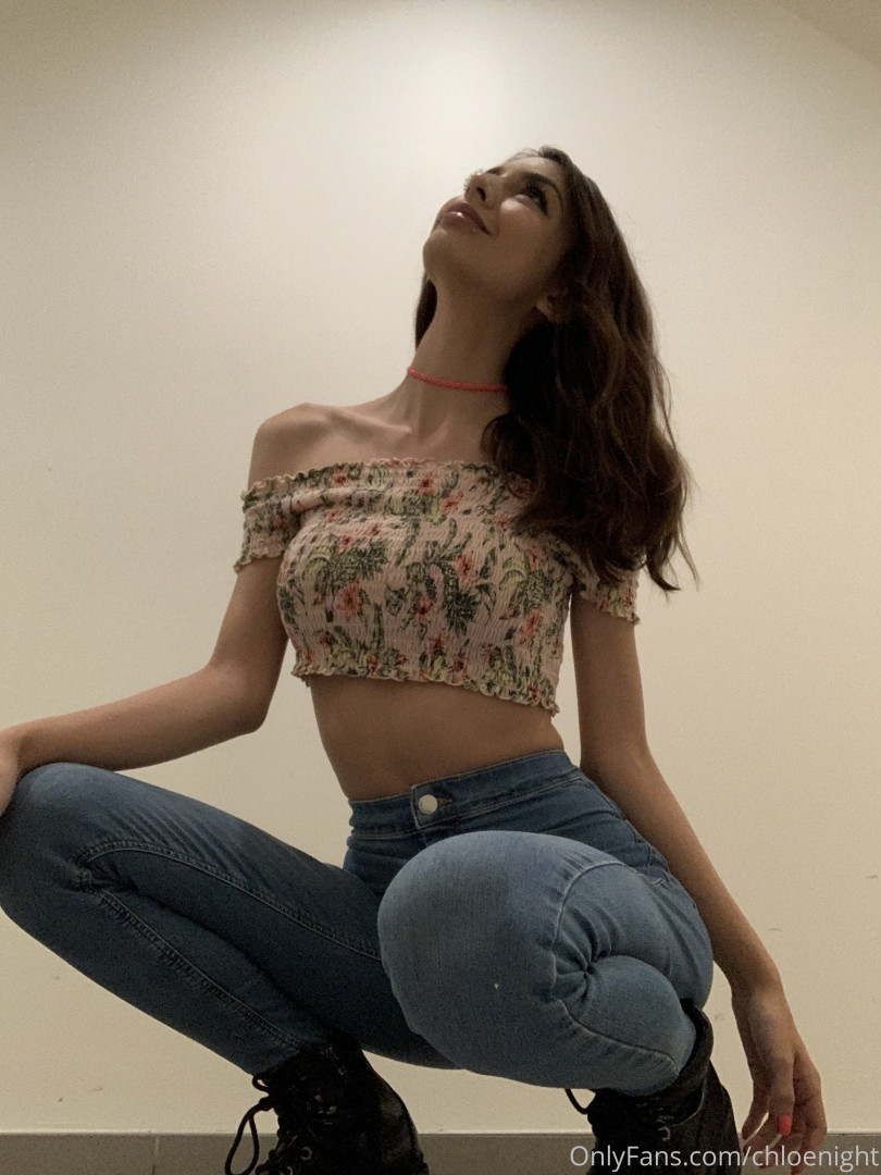 Photo by chloenight published on October 16,2023 22:02:00 - BestThots