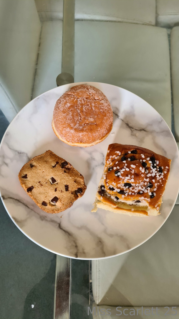 Photo by missscarlett25 published on June 7,2023 04:59:17 - BestThots