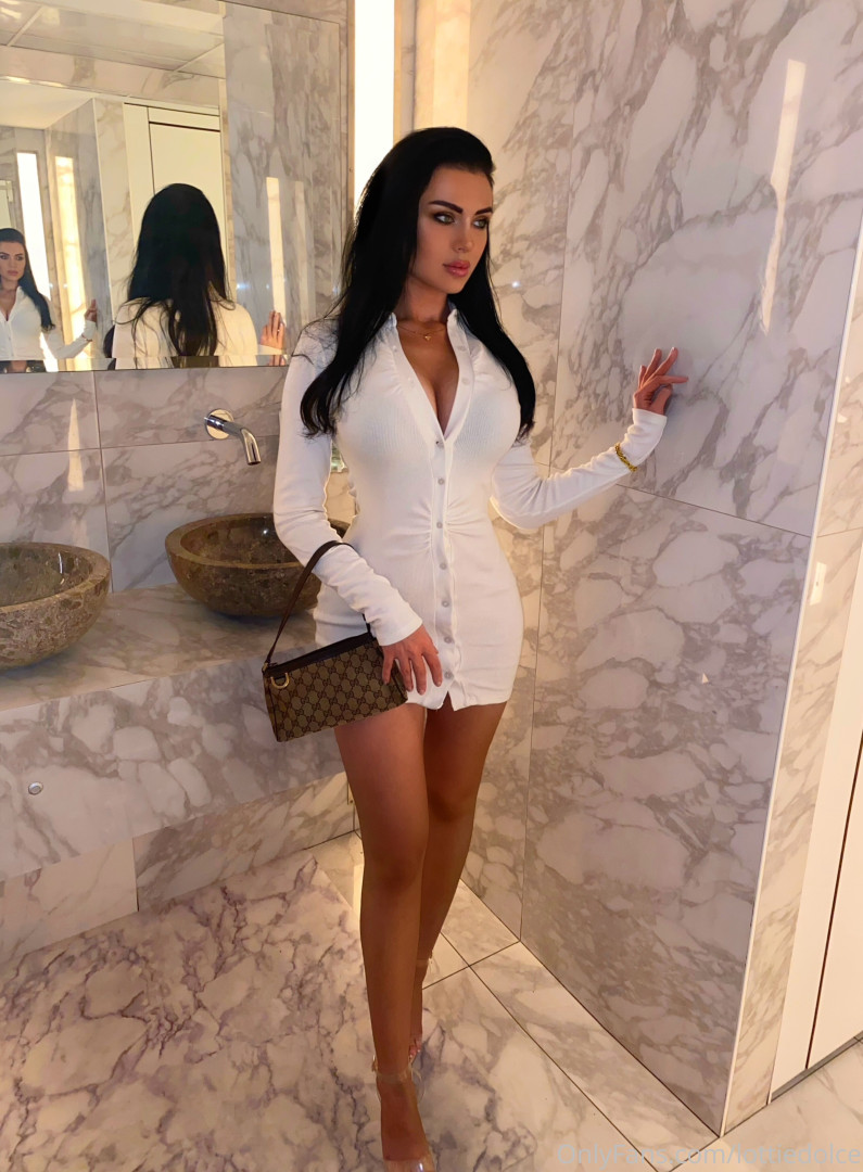 Photo by lottiedolce published on June 26,2023 15:00:01 - BestThots