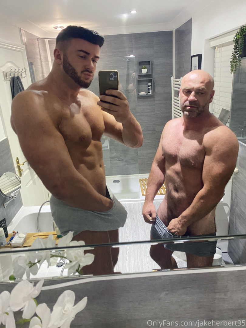 Photo by jakeherbert95 published on May 25,2023 04:34:03 - BestThots