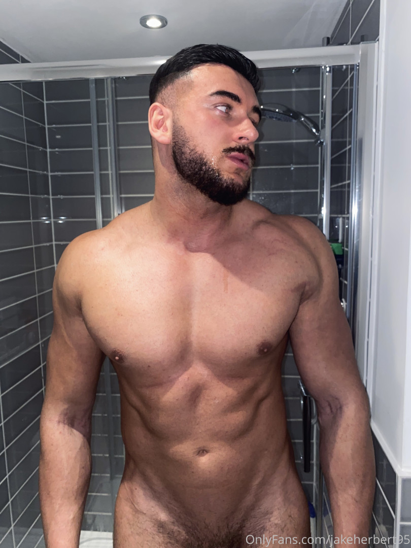 Photo by jakeherbert95 published on May 25,2023 04:40:44 - BestThots