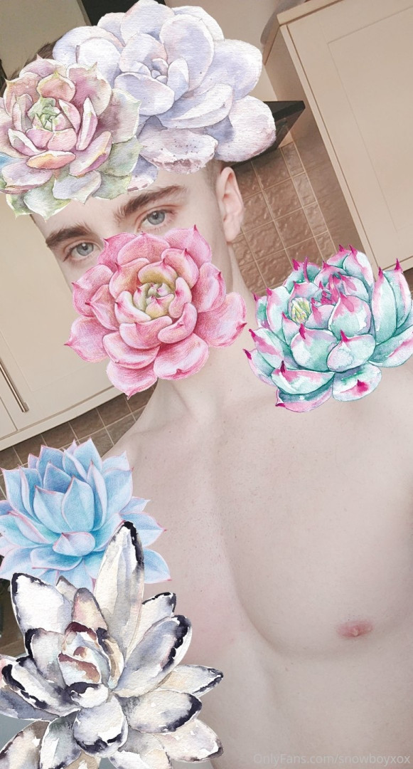 Photo by snowboyxox published on June 1,2023 11:07:47 - BestThots