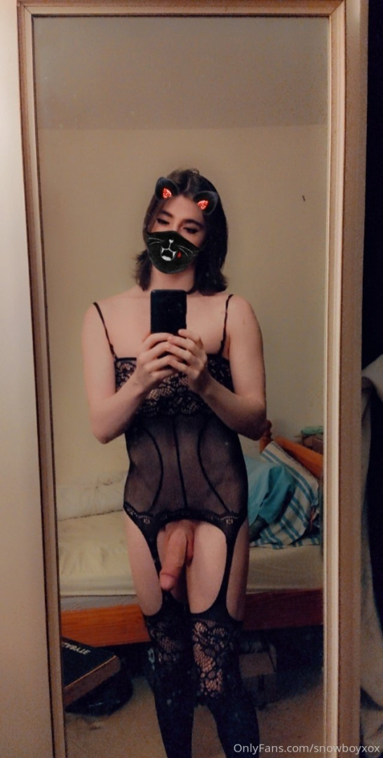Photo by snowboyxox published on June 1,2023 11:09:05 - BestThots