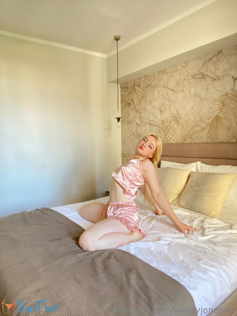 valeryjonesvip #9795996